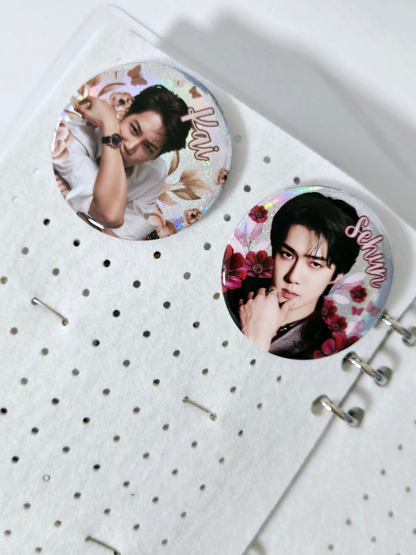EXO Large Badges