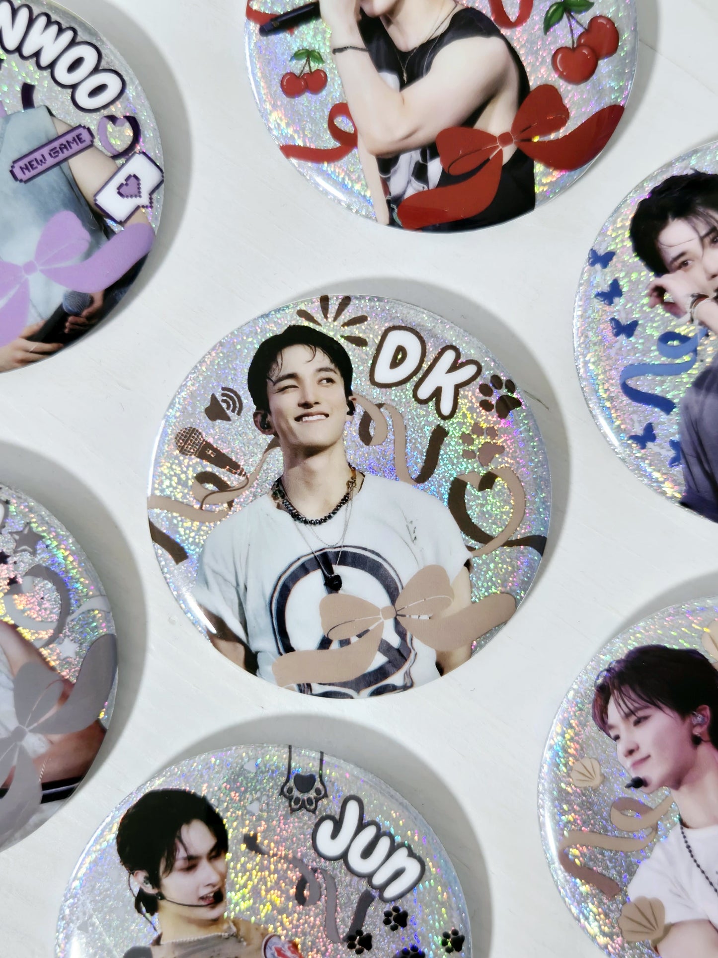 Seventeen Large Badges