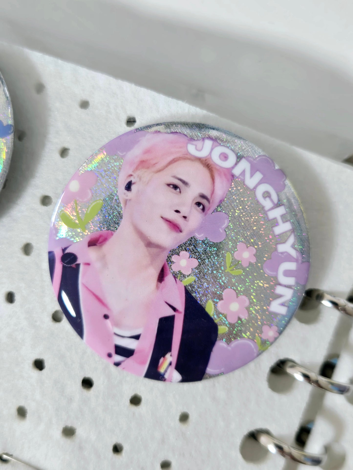 SHINee Large Badges