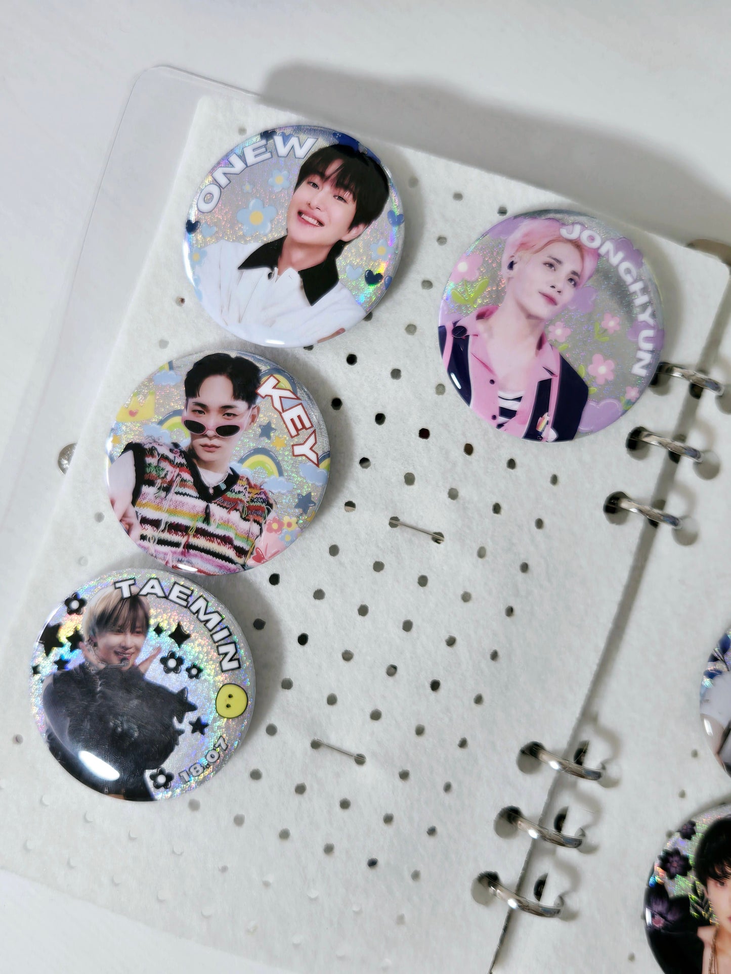 SHINee Large Badges