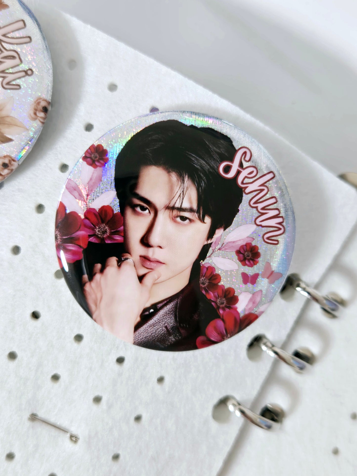 EXO Large Badges