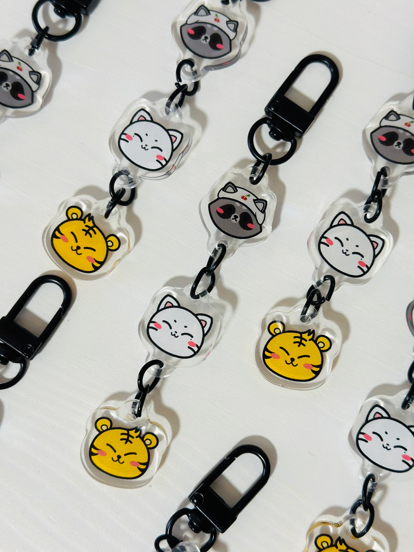 Seventeen Leader Line Chain Keychain