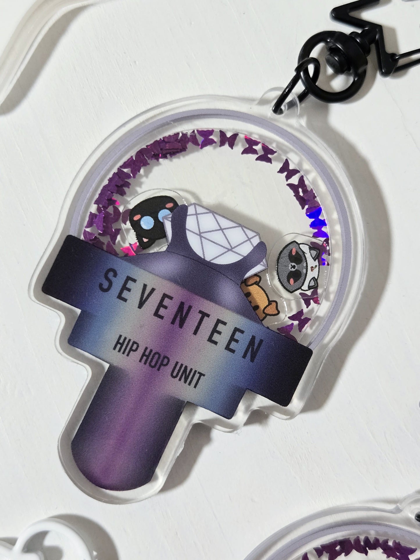 Seventeen Lightstick Shaker Keychain