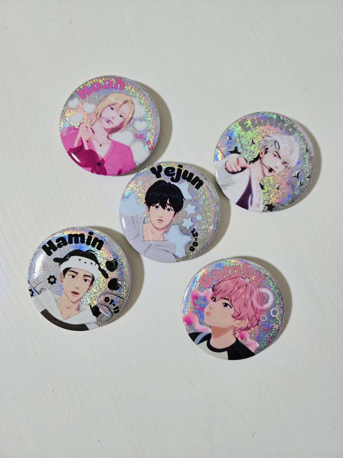 PLAVE Large Badges