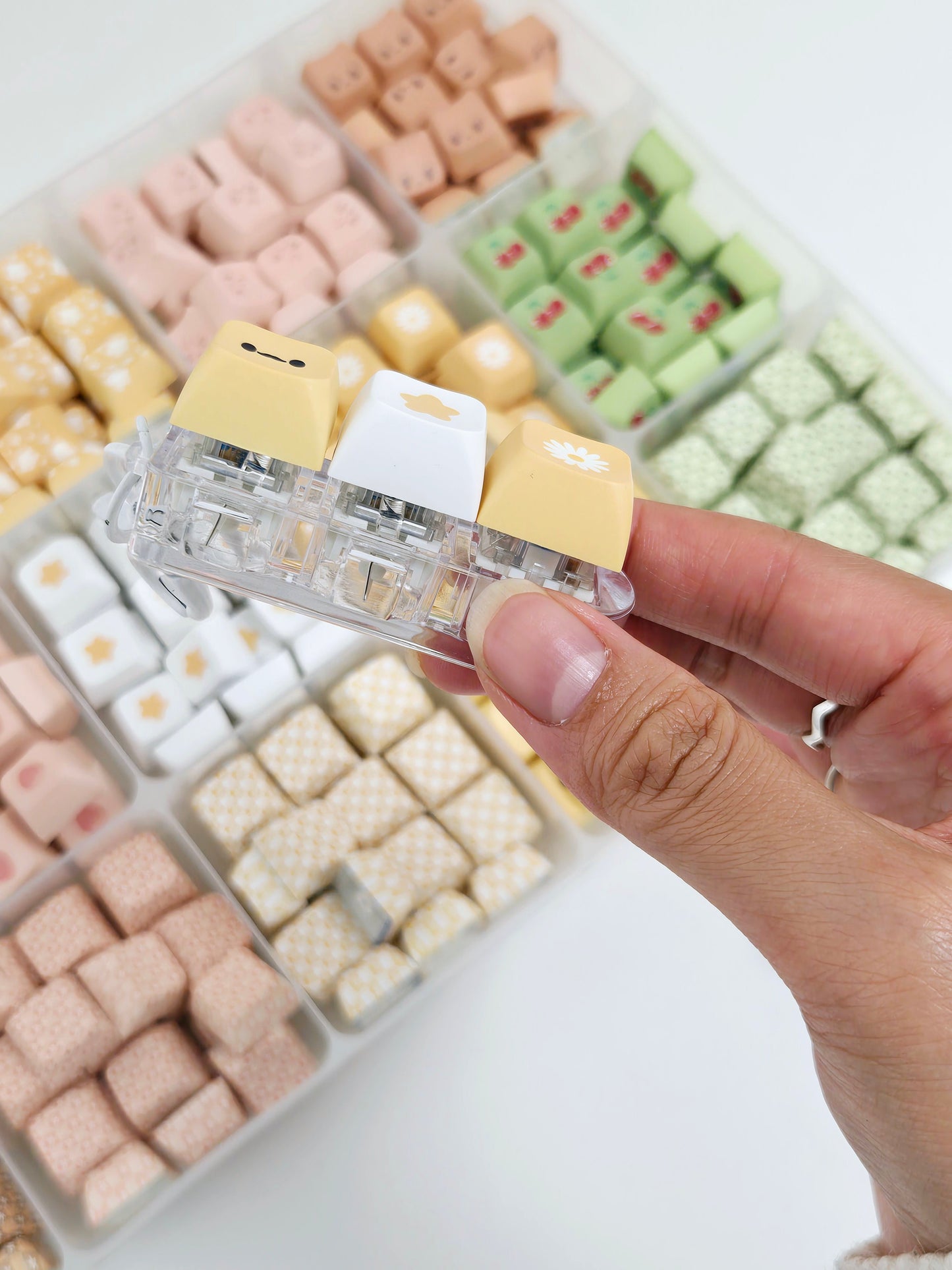 Frizzy Keycaps 3-Base