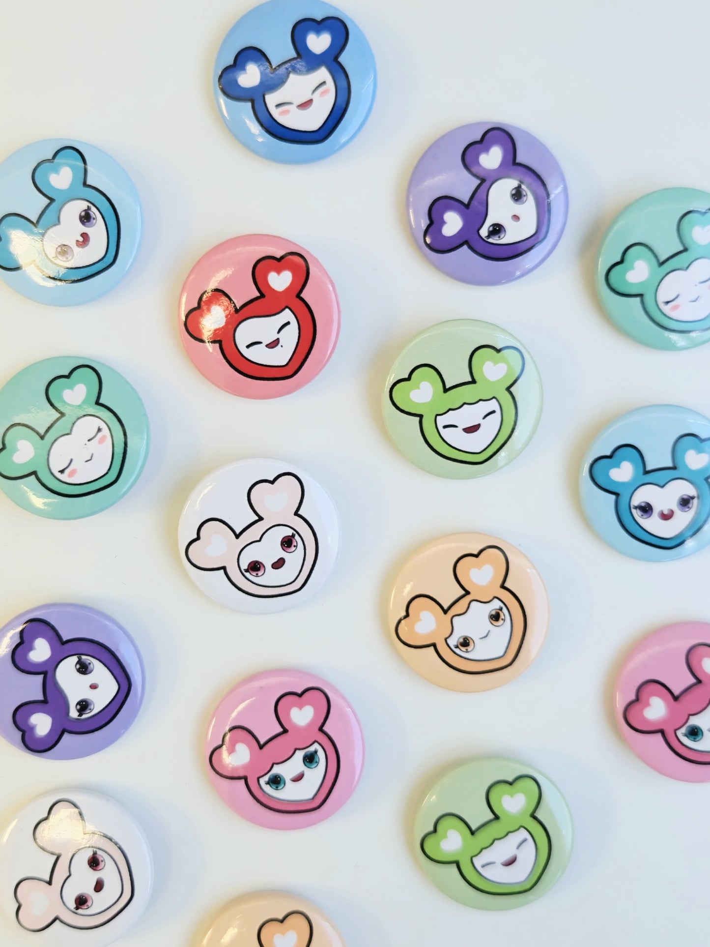TWICE Small Badges